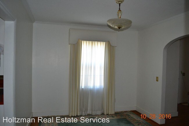Foto del edificio - 106 E Hendry St