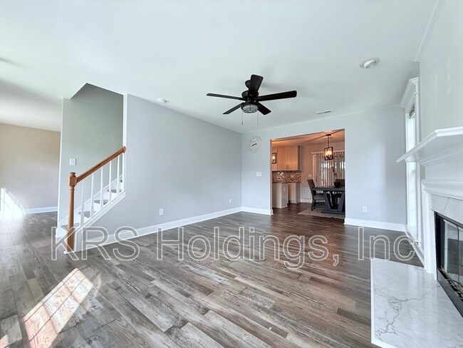 Building Photo - 6920 Dawnalia Ct