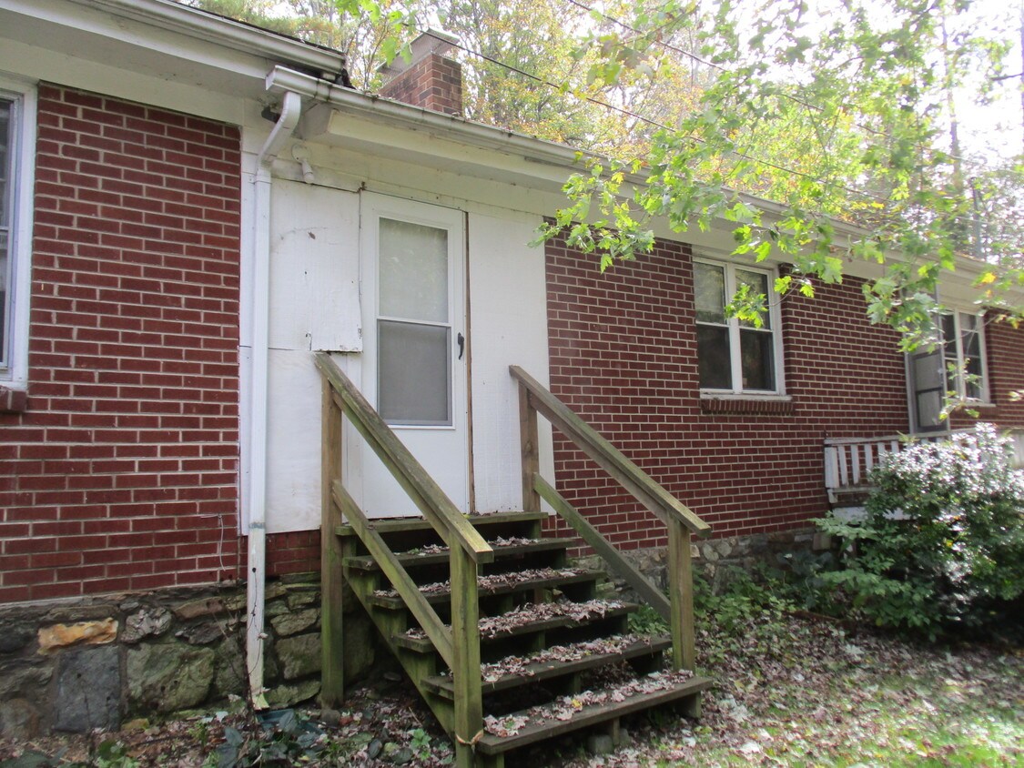 Primary Photo - 153 Payne Branch Rd