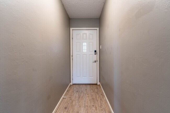 Foto del edificio - Welcome Home!!