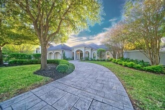 Building Photo - 910 Peachwood Bend