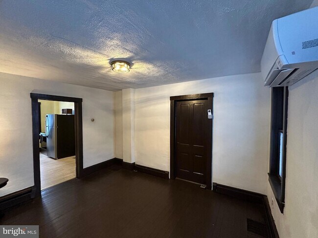 Foto del edificio - 11 Myers Rd