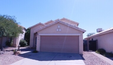Building Photo - 2147 E Robin Ln