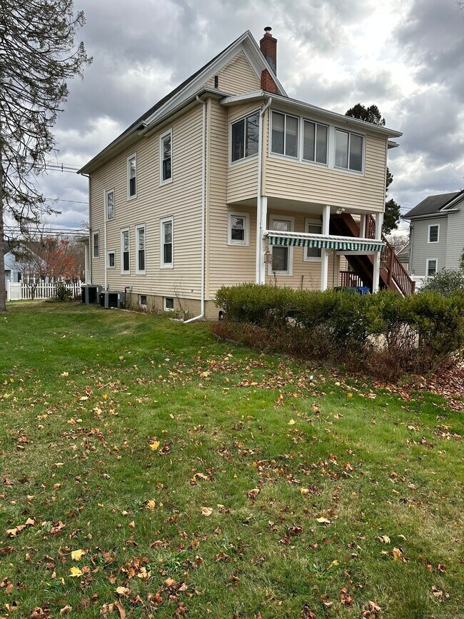 Foto del edificio - 421 Main St