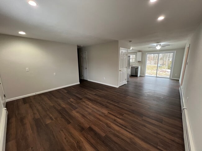 Foto del edificio - 30 Somerset Ave