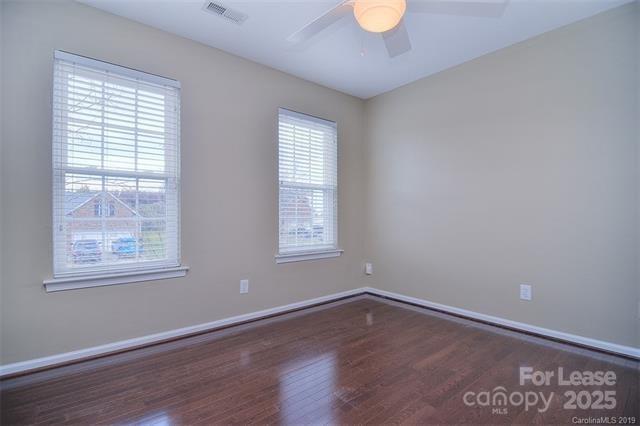 Foto del edificio - 17237 Baldwin Hall Dr