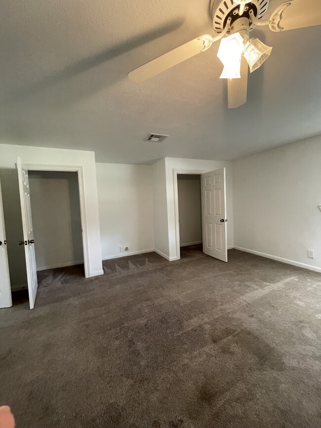 Building Photo - 10020 Gamma Dr