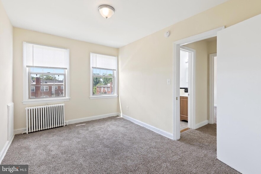 Photo - 215 Oakwood Street SE Unit