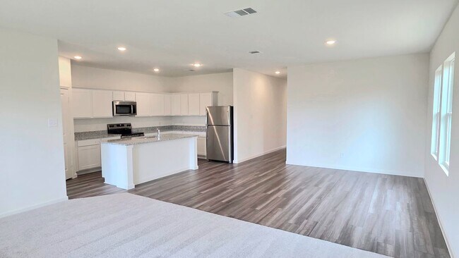 Building Photo - 1238 Herring Dr