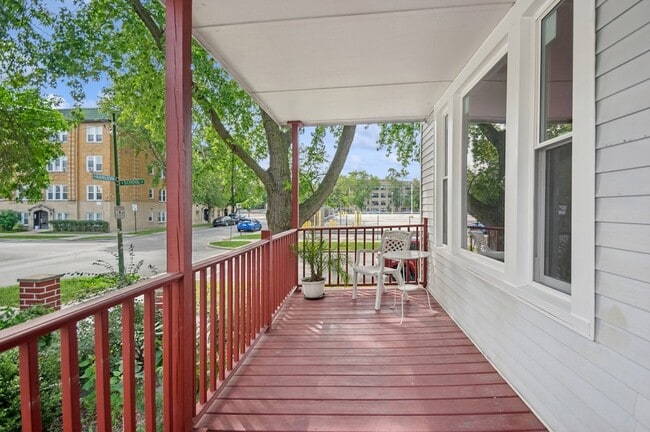 Building Photo - 3300 N Karlov Ave