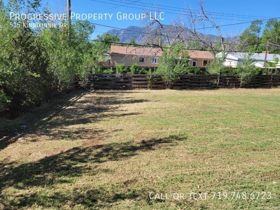 Building Photo - 515 Kinnikinnik Dr