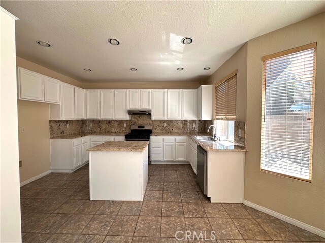 Building Photo - 7802 Orchid Dr