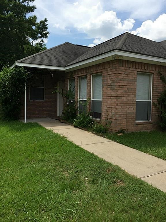 Building Photo - 306 Bush Dr
