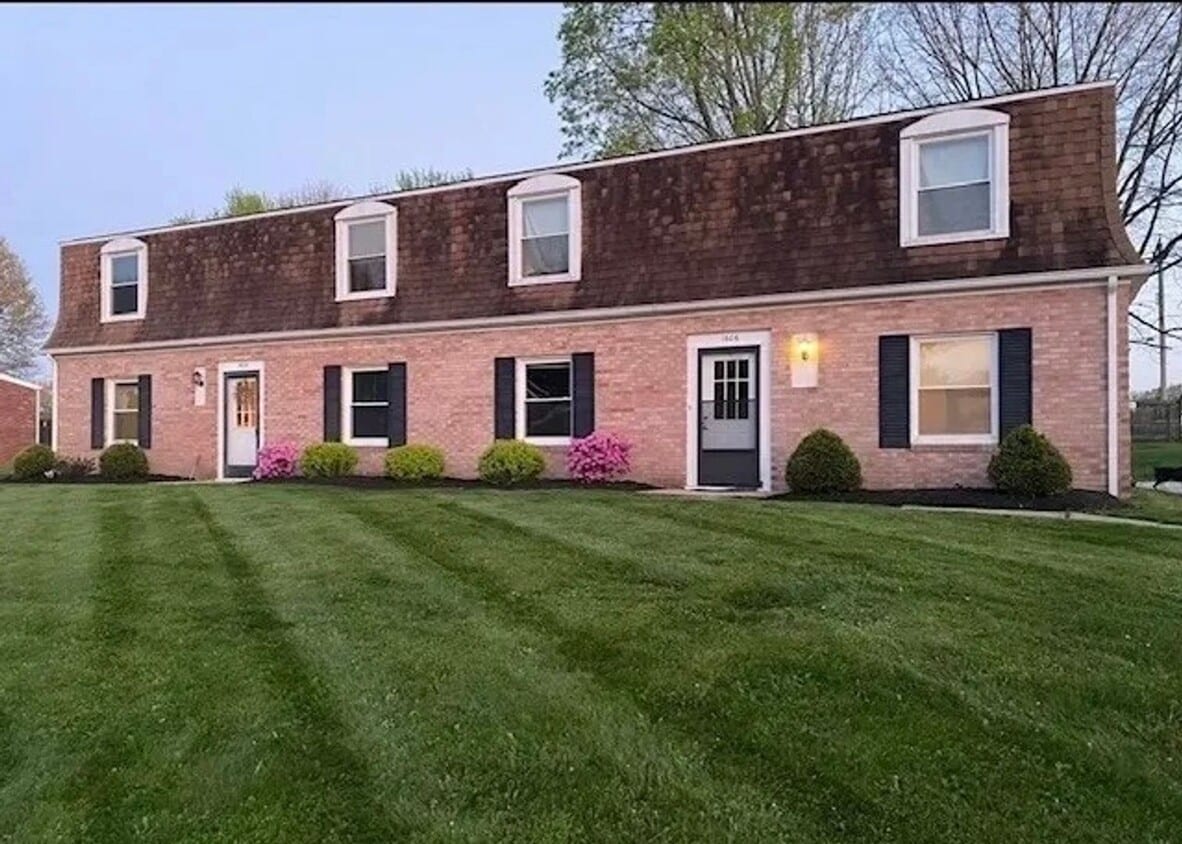 Primary Photo - Clearbrook 1606-1608