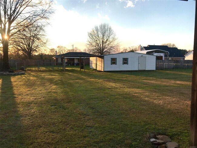 Building Photo - 189 Scarlet Oak Dr