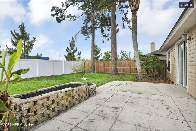 Building Photo - 13573 Lobo Ct
