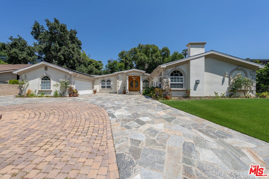 Primary Photo - 4112 Old Topanga Canyon Rd