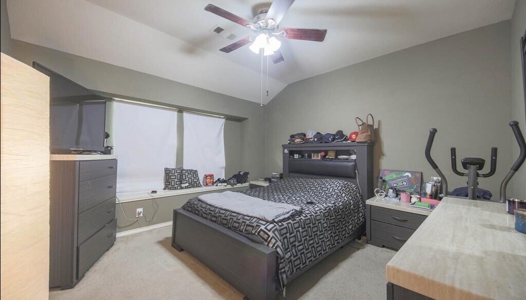 Primary Photo - 16614 Hodgefield Ln