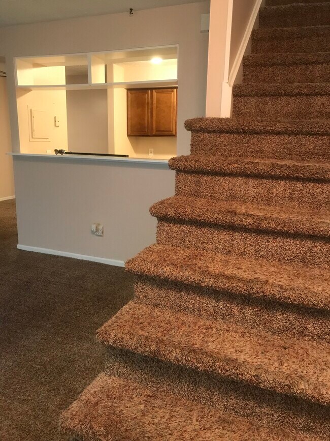 Foto del edificio - 225 Ivy Hill Ln
