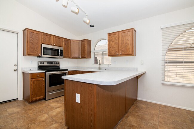 Building Photo - Move-in ready home in Gilbert!