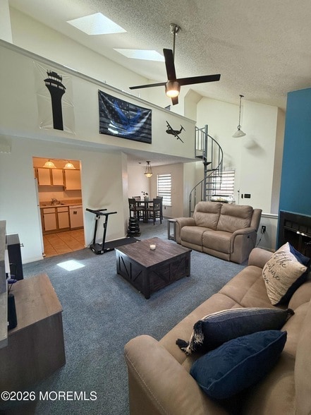 Building Photo - 305 Wildflower Ct