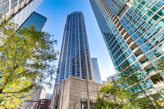Foto principal - 512 N McClurg Ct