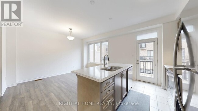 Building Photo - 5 Casely Ave.
