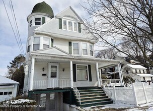 Building Photo - 109 Salem Ave