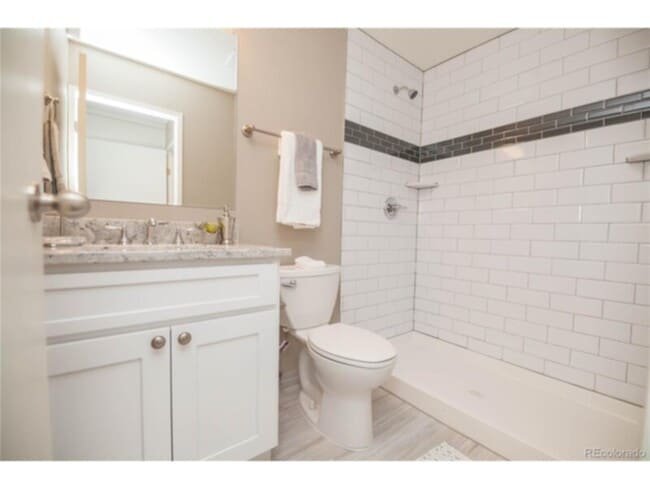 Foto del edificio - Seville Townhouse 3 bed 2 bath 2 car garage