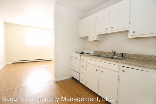 Building Photo - 823 Press Ave