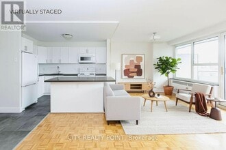 Building Photo - 10 Shallmar Blvd