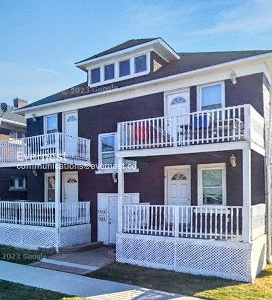 Building Photo - 2484 Woodmere St