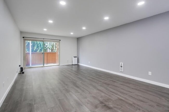 Building Photo - 4110 Mt Alifan Dr