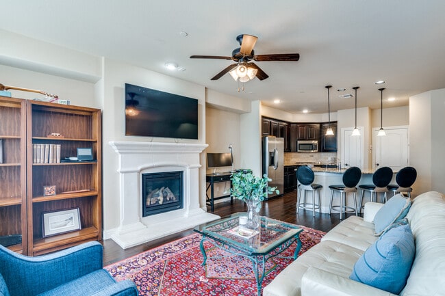 Foto del edificio - 4268 Riverview Dr