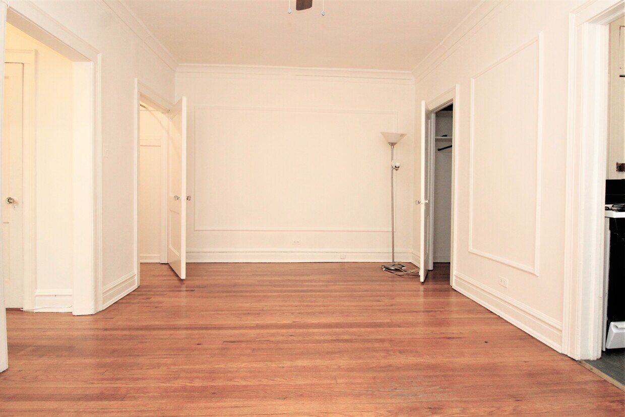 Primary Photo - 641 W Patterson Ave