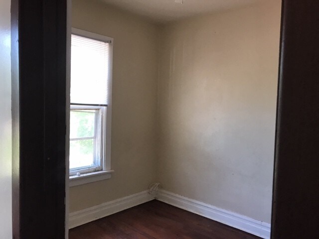 Foto del edificio - 324 W 112th St