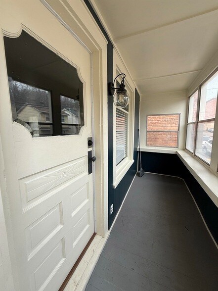 Foto del edificio - 328 Franklin St