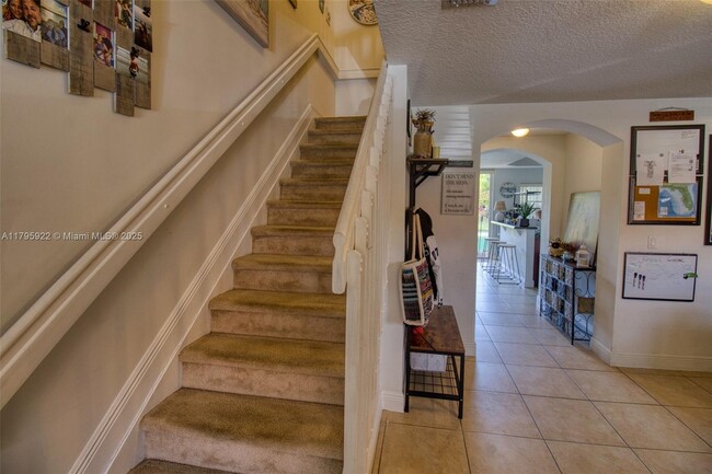 Foto del edificio - 4930 Windward Way