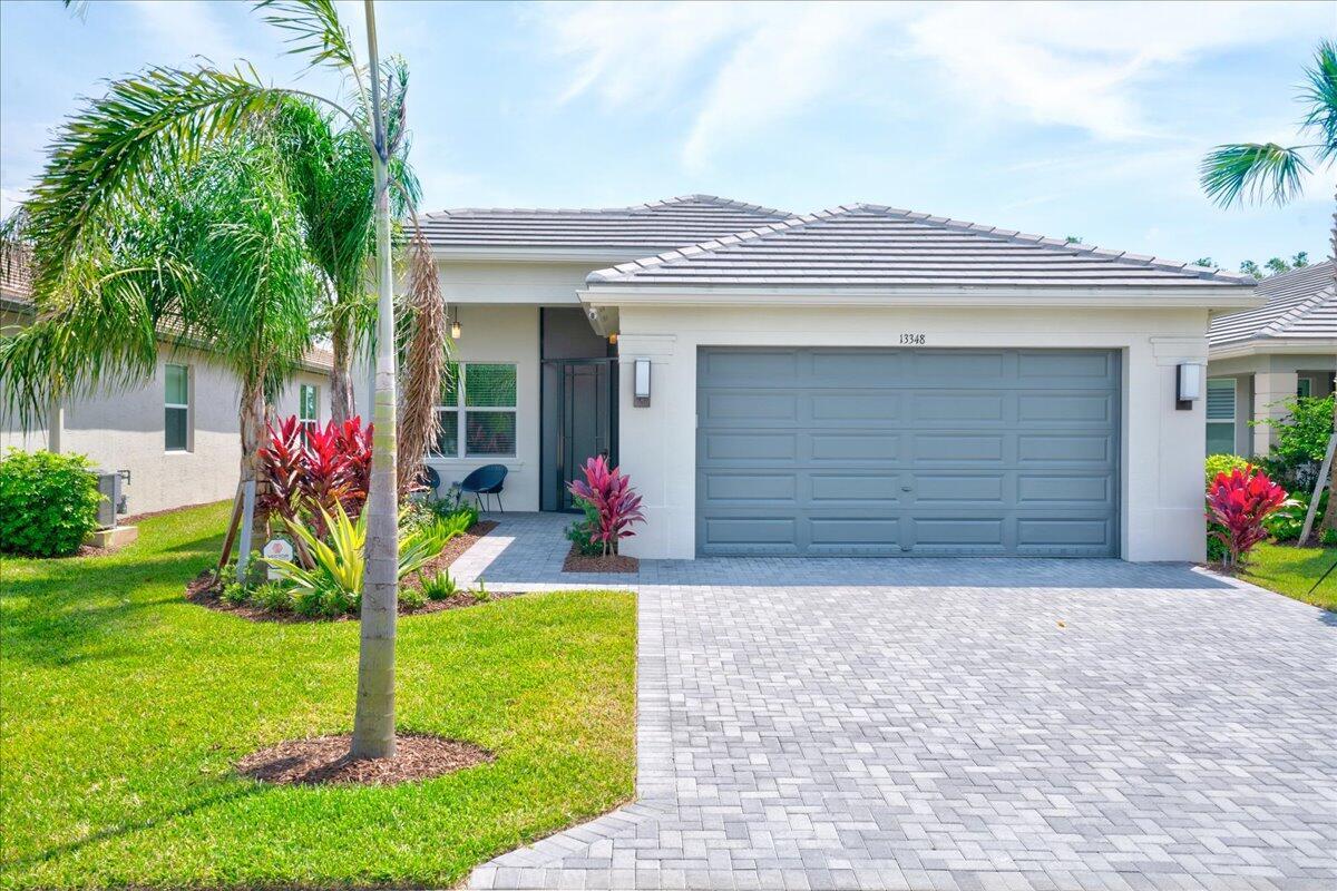 Foto principal - 13348 SW River Rock Rd