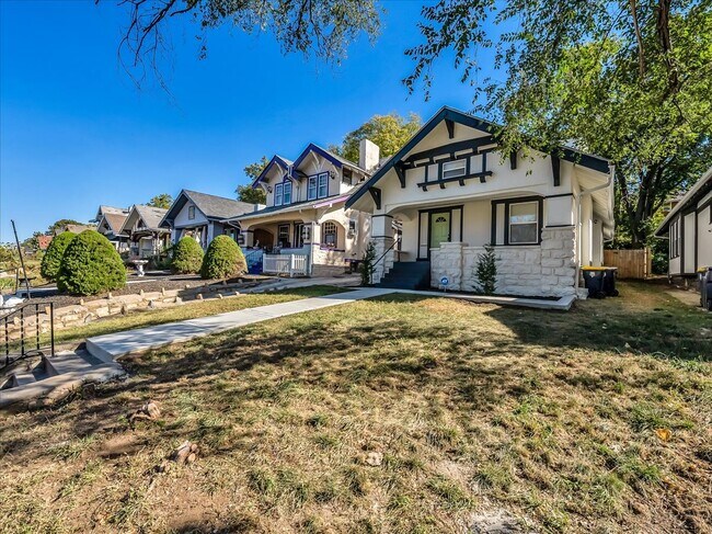 Foto del edificio - 4241 Prospect Ave