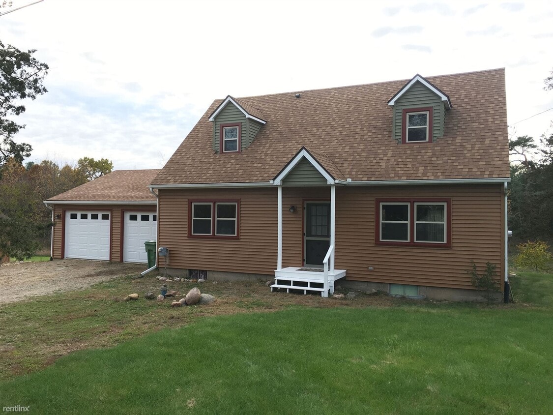Primary Photo - 3 br, 3 bath House - 12461 15 1/2 Mile Rd ...