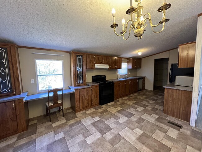Building Photo - 304 McAlister Dr
