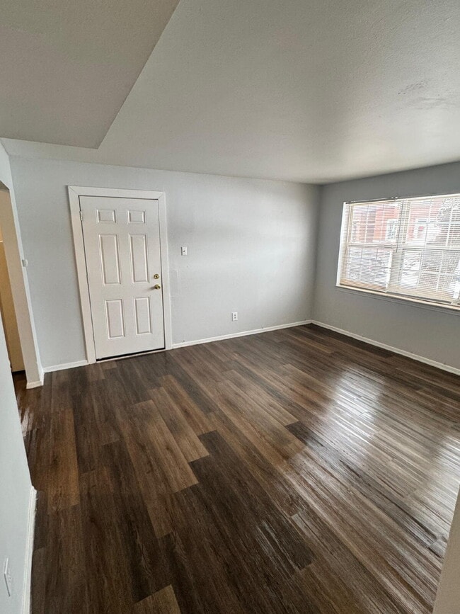 Foto del edificio - 2919 Chippewa St