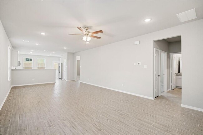 Building Photo - 25730 Hickory Pecan Trl