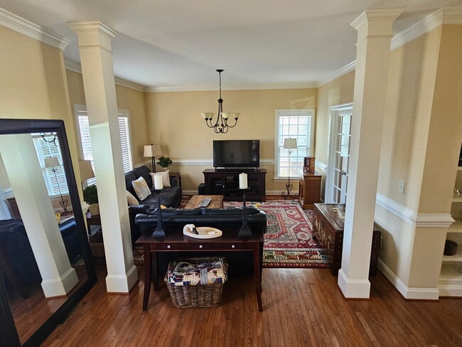 Dining Room/Office - 1133 N Blount St