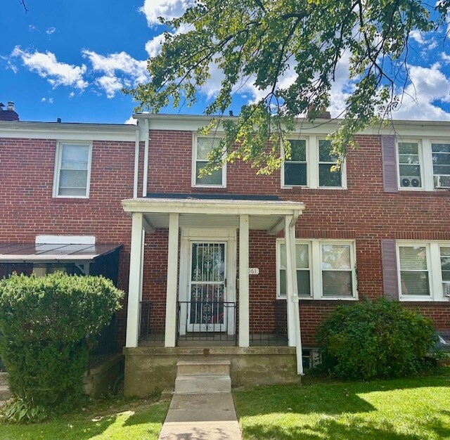 Foto principal - 2061 E Belvedere Ave