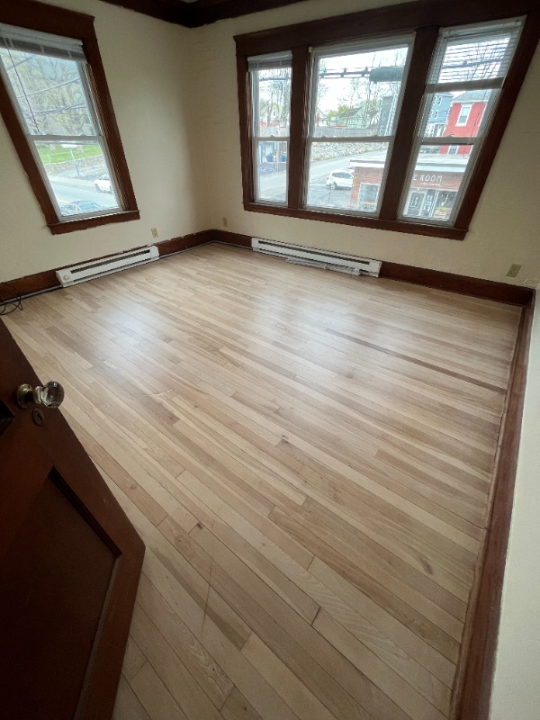 Building Photo - 3 E Main St