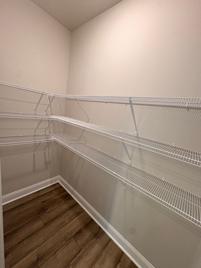 Foto del edificio - 112 Alva Ct