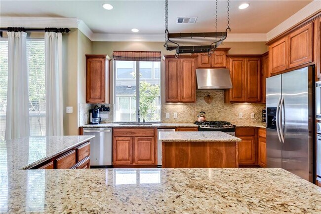 Building Photo - 7500 Black Mountain Dr