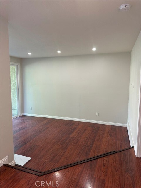 Foto del edificio - 89 Lakepines